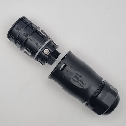 Betterie Stecker BC01, female